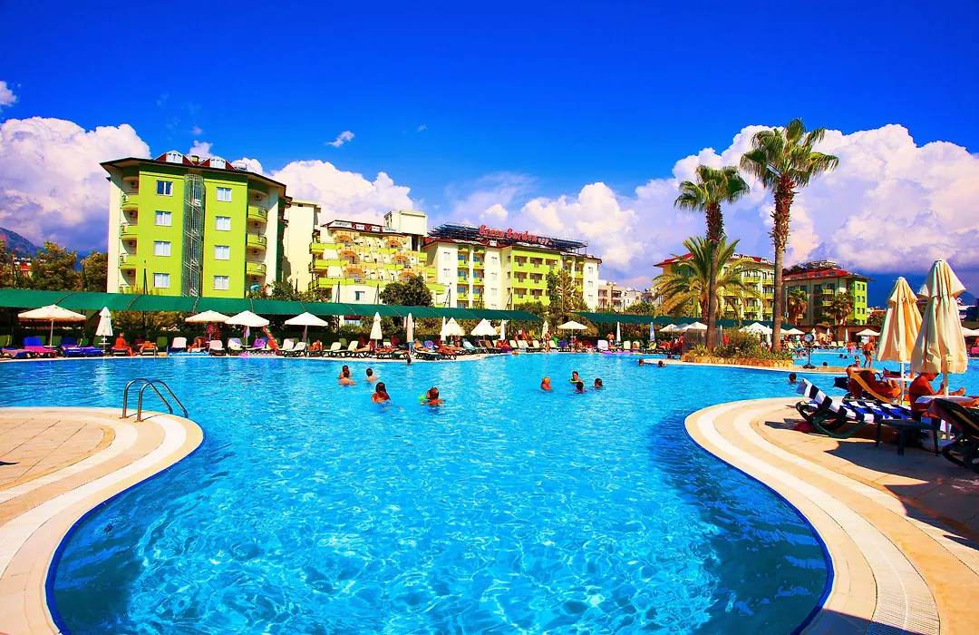 Green Garden Resort & Spa Hotel-1